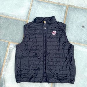 Brand new UMASS lacrosse vest